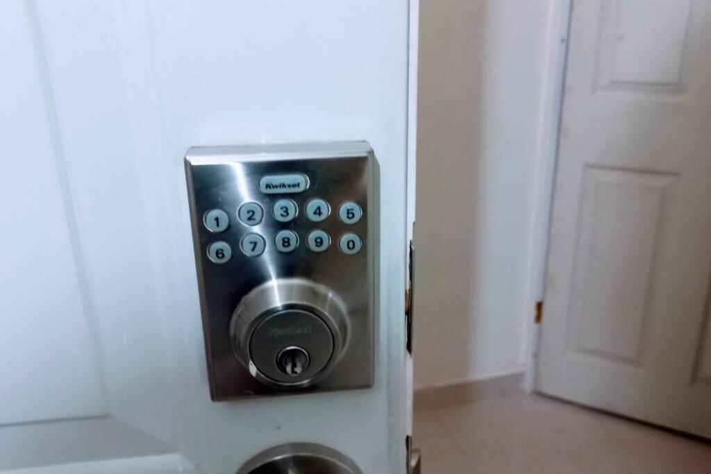 Departamento cerca del consulado, 15,con internet de alta velocidad , ideal para home office Hermosillo Exterior foto