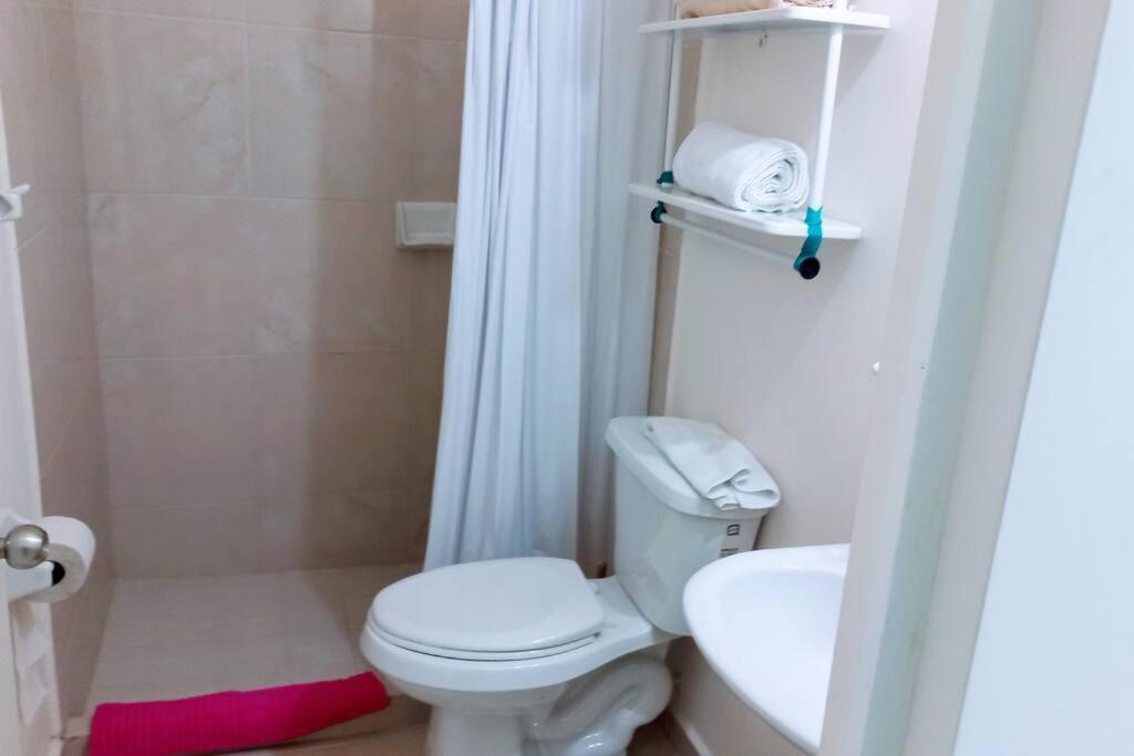 Departamento cerca del consulado, 15,con internet de alta velocidad , ideal para home office Hermosillo Exterior foto